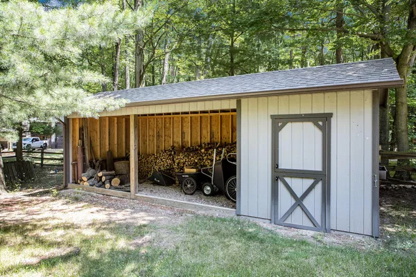 $635,000 | 11463 Snowshoe Drive, Plainwell, MI 49080