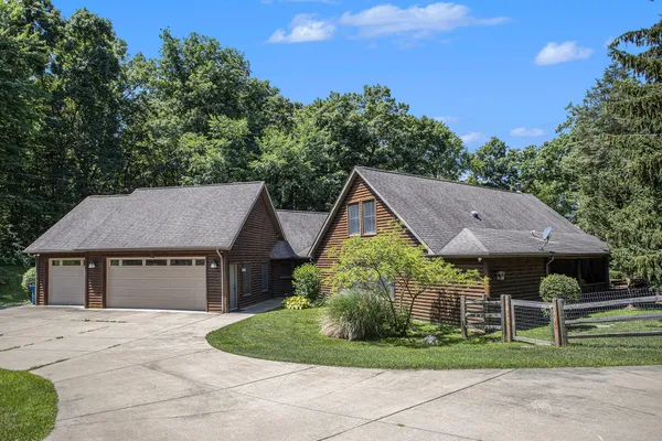 $635,000 | 11463 Snowshoe Drive, Plainwell, MI 49080