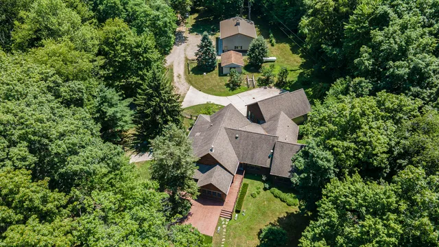 $699,000 | 11463 Snowshoe Drive, Plainwell, MI 49080