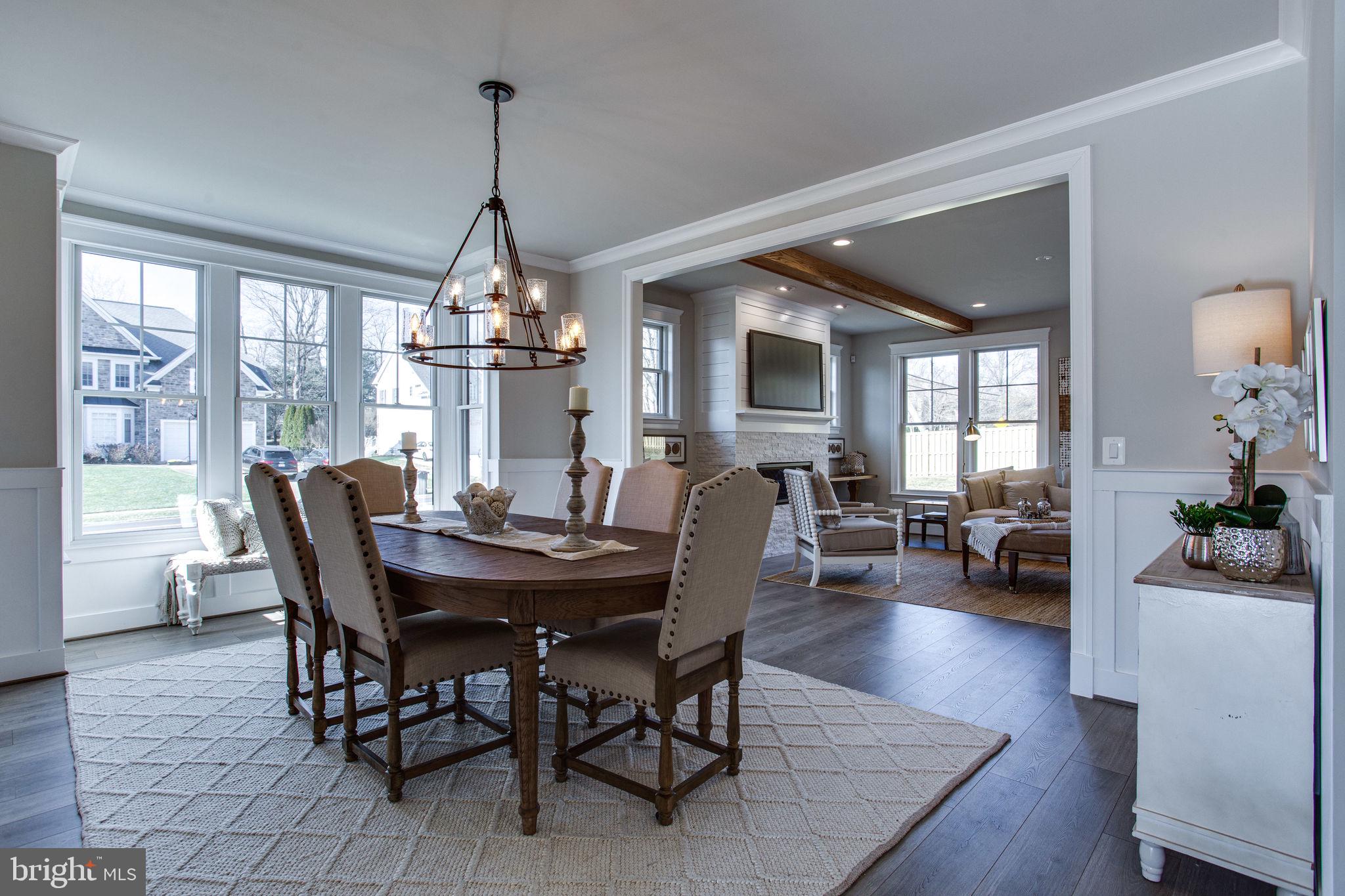 214 Locust Street Southwest Vienna, VA 22180 - Photo 11 of 41 FORMER MODEL