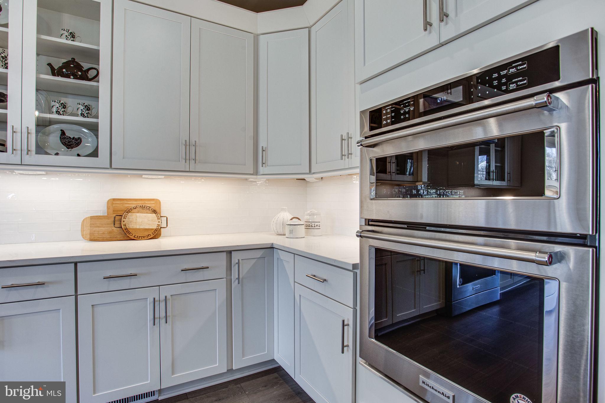 214 Locust Street Southwest Vienna, VA 22180 - Photo 21 of 41