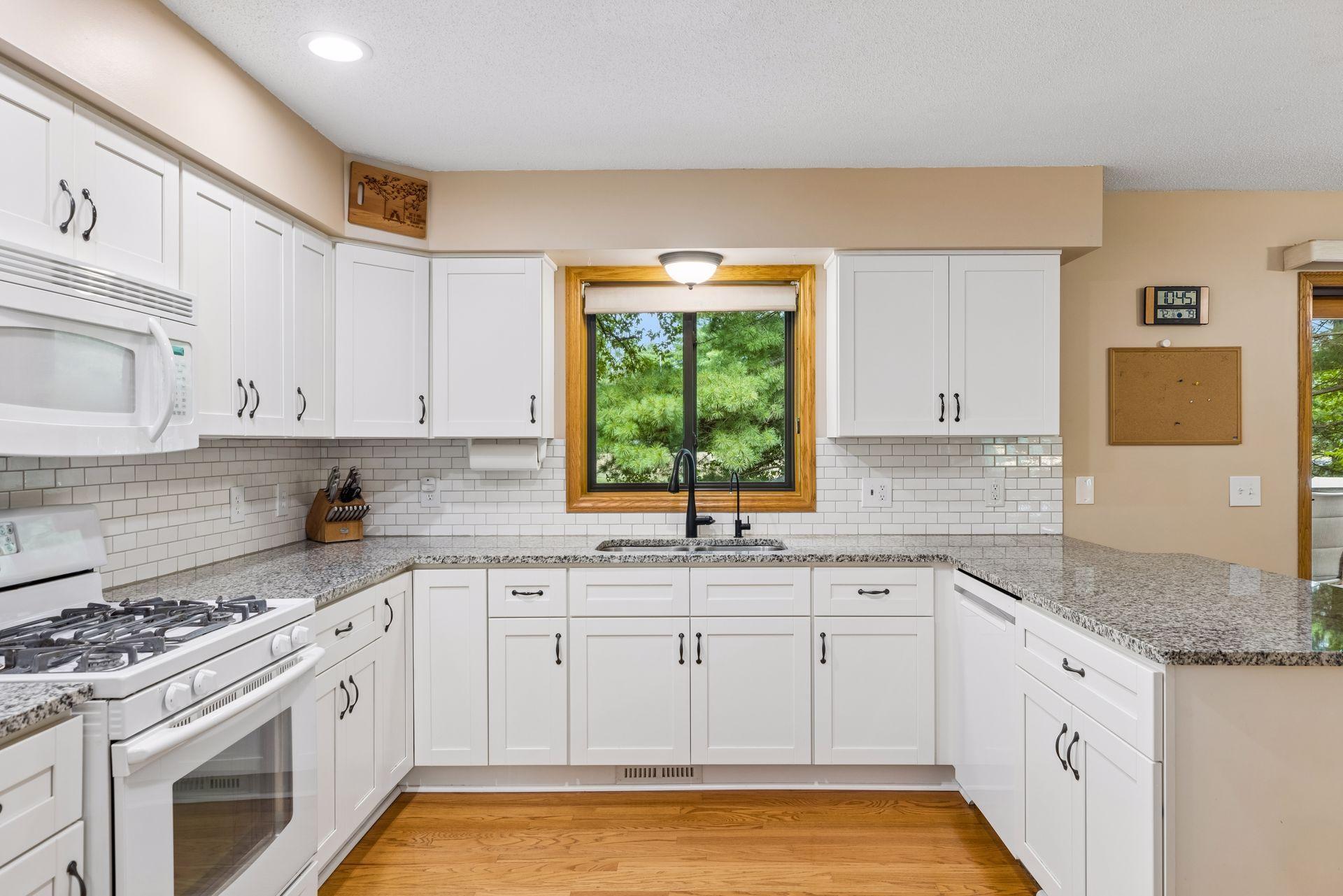1076 Cottonwood Road Hudson, WI 54016 - Photo 15 of 47 Gallery Image 15