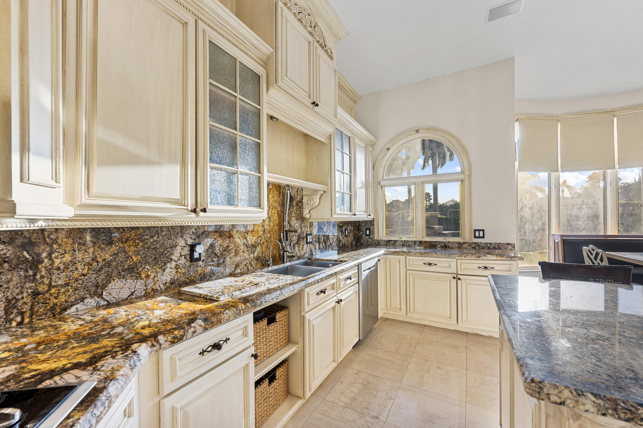 21169 Oakley Court Boca Raton, FL 33433 - Photo 16 of 60 Kitchen