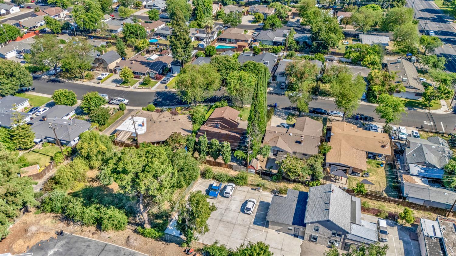 1226 Chehalem Drive Modesto, CA 95350 - Photo 7 of 32