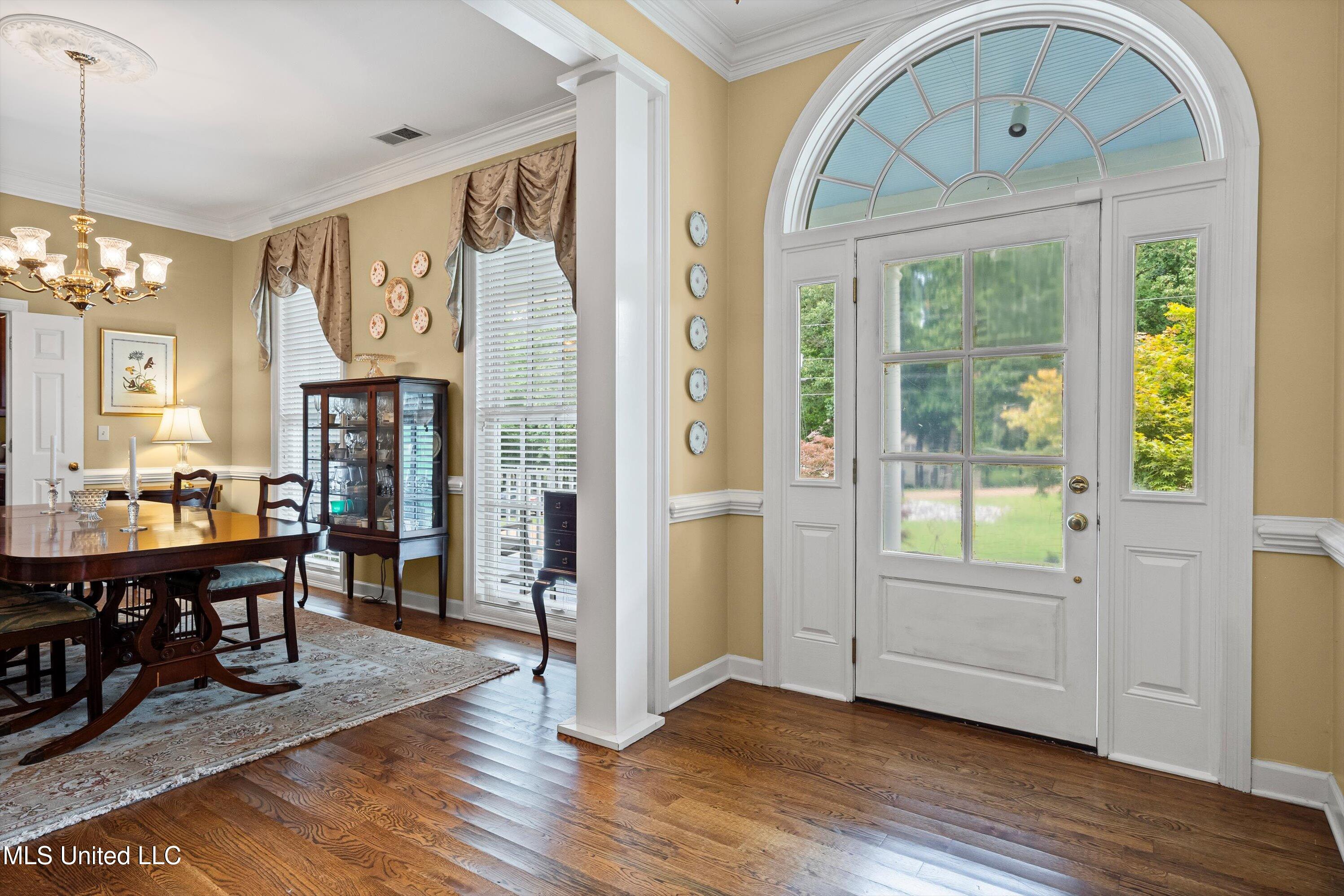 193 Crockett Loop Hernando, MS 38632 - Photo 11 of 64 11-Foyer to Dining Room