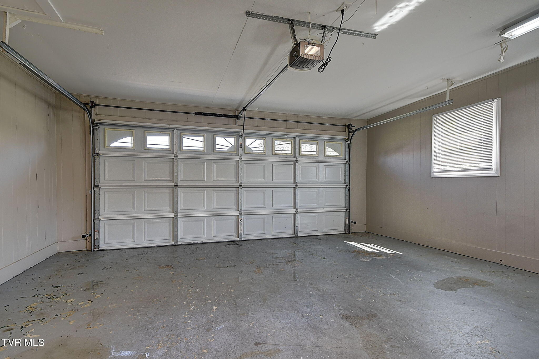 689 Liberty Church Road Kingsport, TN 37663 - Photo 34 of 46 39-web-or-mls-689 Liberty Church LG-27