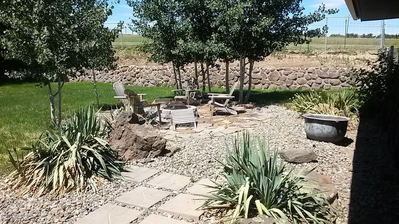 11604 Summitview Ext Road Yakima, WA 98908 - Photo 29 of 41