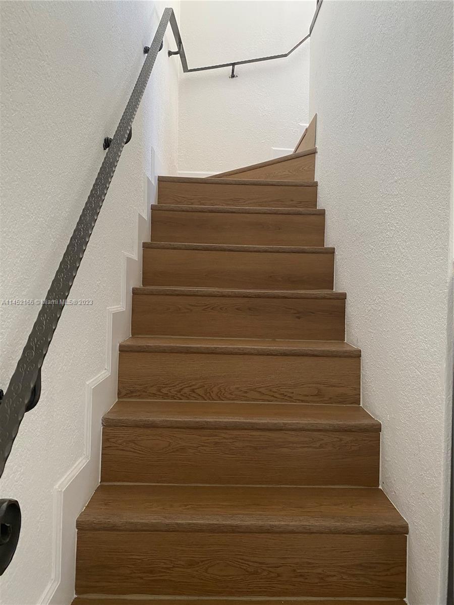 240 Southwest 15th Road, Unit 110 Miami, FL 33129 - Photo 17 of 17 a view of entryway