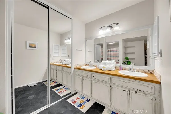 $529,000 | 7304 Quill Drive, Unit 182, Downey, CA 90242