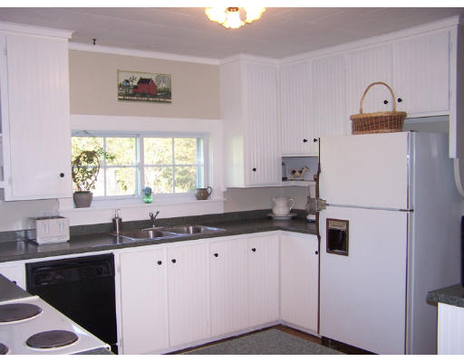 9 Norman Road Buckland, MA 01339 - Photo 6 of 14