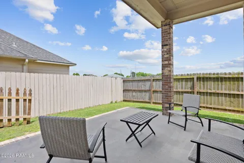 $289,000 | 227 Tall Oaks Lane, Youngsville, LA 70592