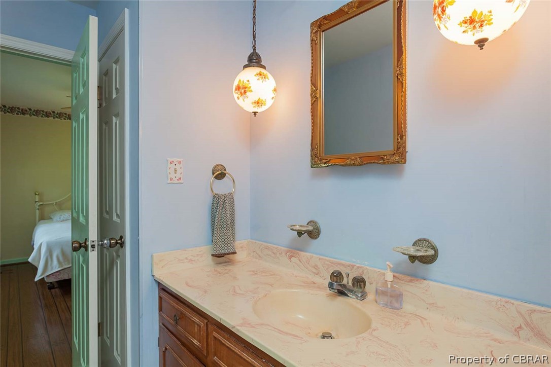 162 Chiltons Point Road Lancaster, VA 22503 - Photo 23 of 36 Master Bath