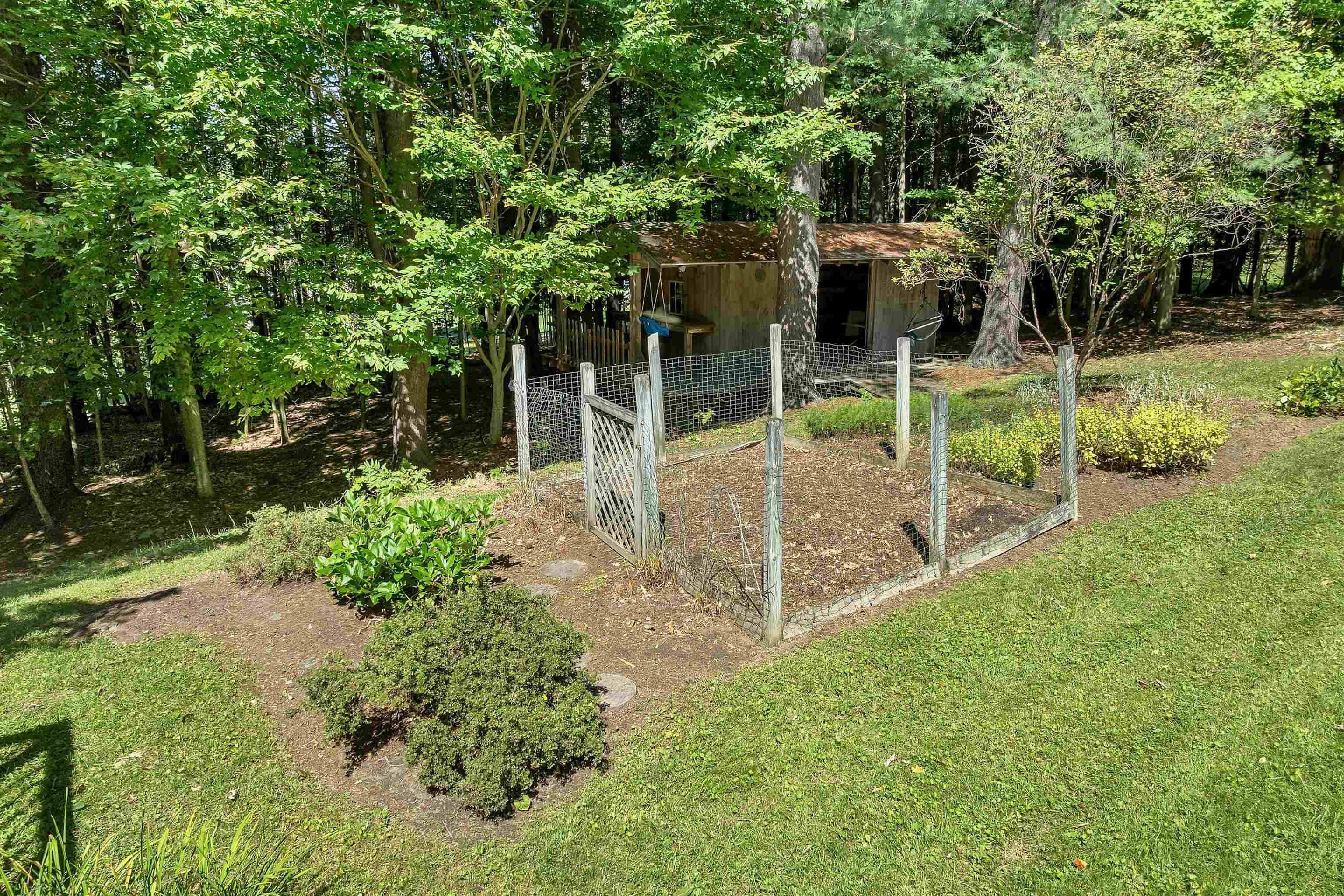 370 Hawk Pine Road Norwich, VT 05055 - Photo 19 of 33 Gallery Image 19