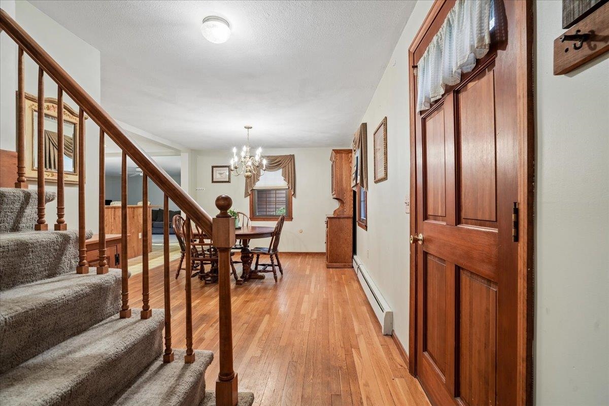 93 English Range Road Derry, NH 03038 - Photo 19 of 47
