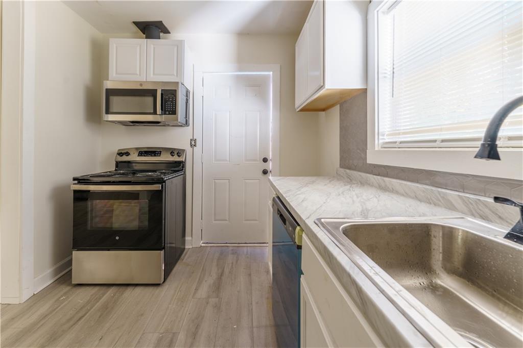 1365 Campbellton Road Southwest Atlanta, GA 30310 - Photo 19 of 36