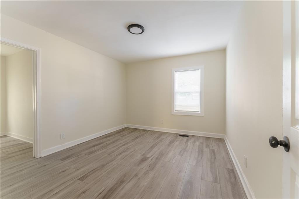 1365 Campbellton Road Southwest Atlanta, GA 30310 - Photo 23 of 36