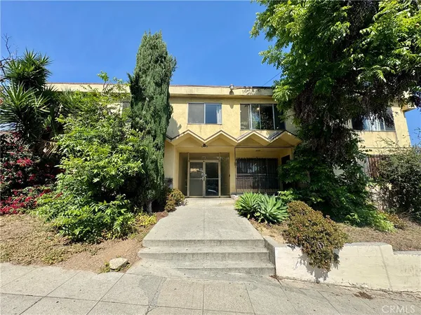 $1,895 | 143 South Ave 54, Unit 14, Los Angeles, CA 90042