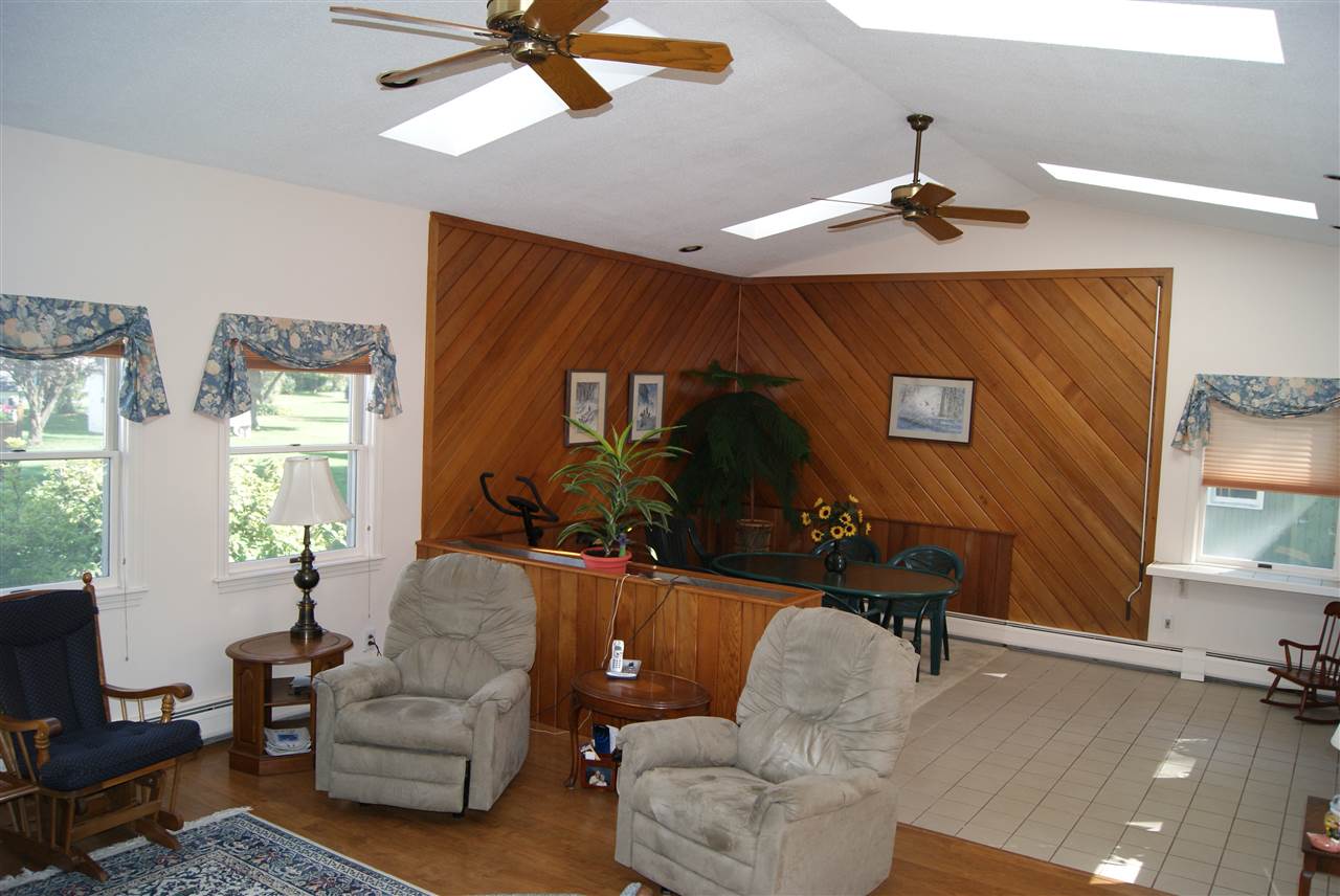12 Greenbriar Road Keene, NH 03431 - Photo 6 of 10 Gallery Image 6