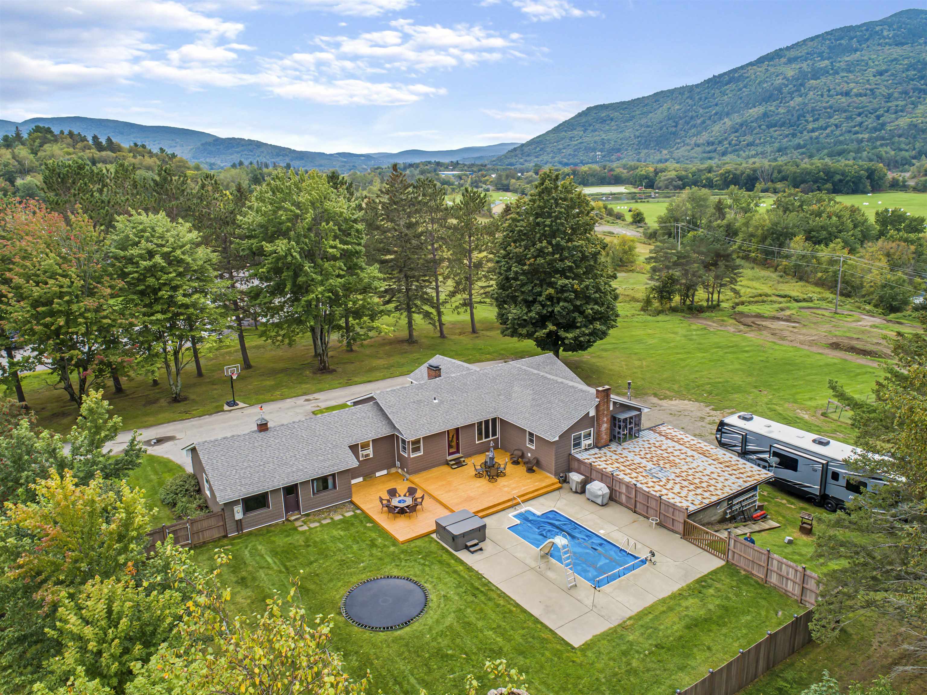 257 Main Street Colebrook, NH 03576 - Photo 2 of 60