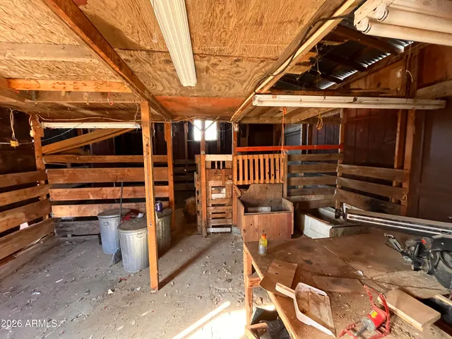 a view of a backyard of the house