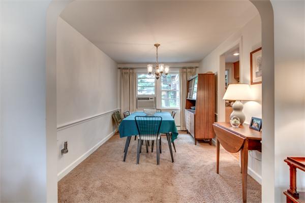 18 Spruce Road Reading, MA 01867 - Photo 14 of 28 Gallery Image 14