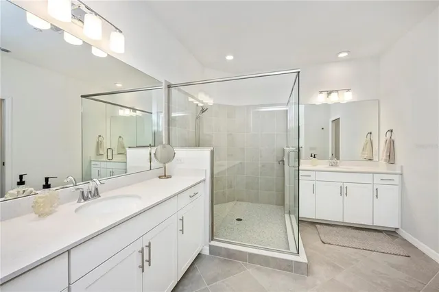 $5,000 | 17560 Boracay Court, Unit 201, Venice, FL 34293