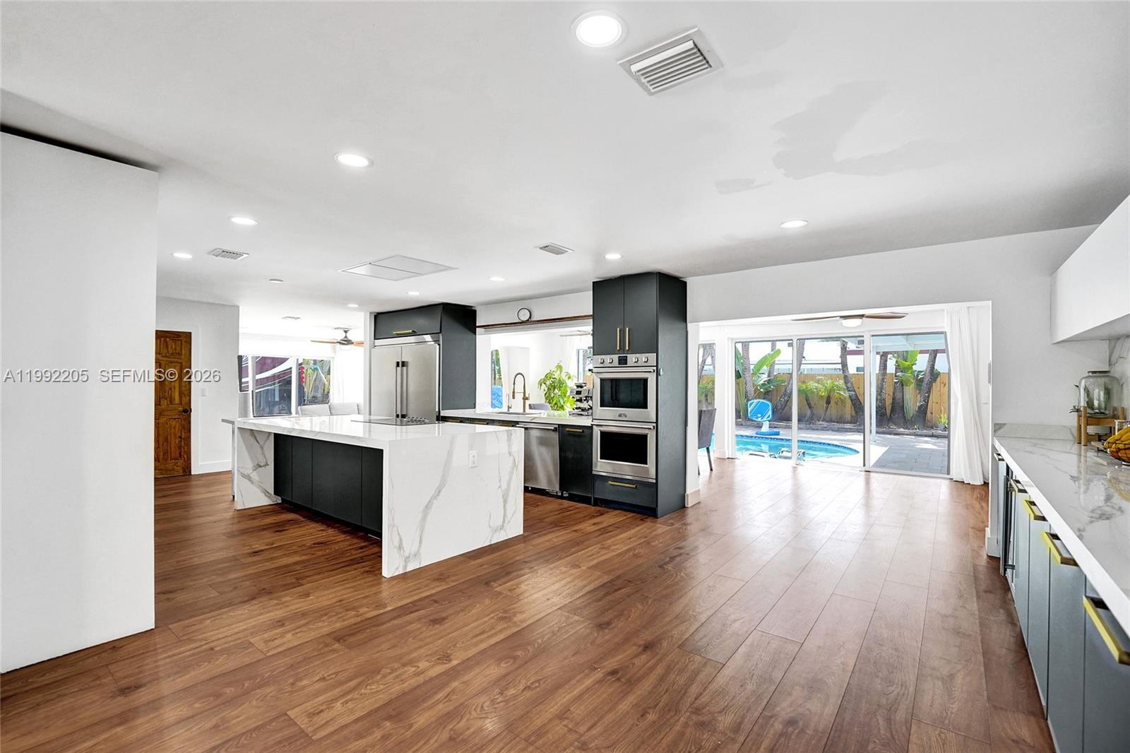 3350 North 40th Street Hollywood, FL 33021 - Photo 28 of 100