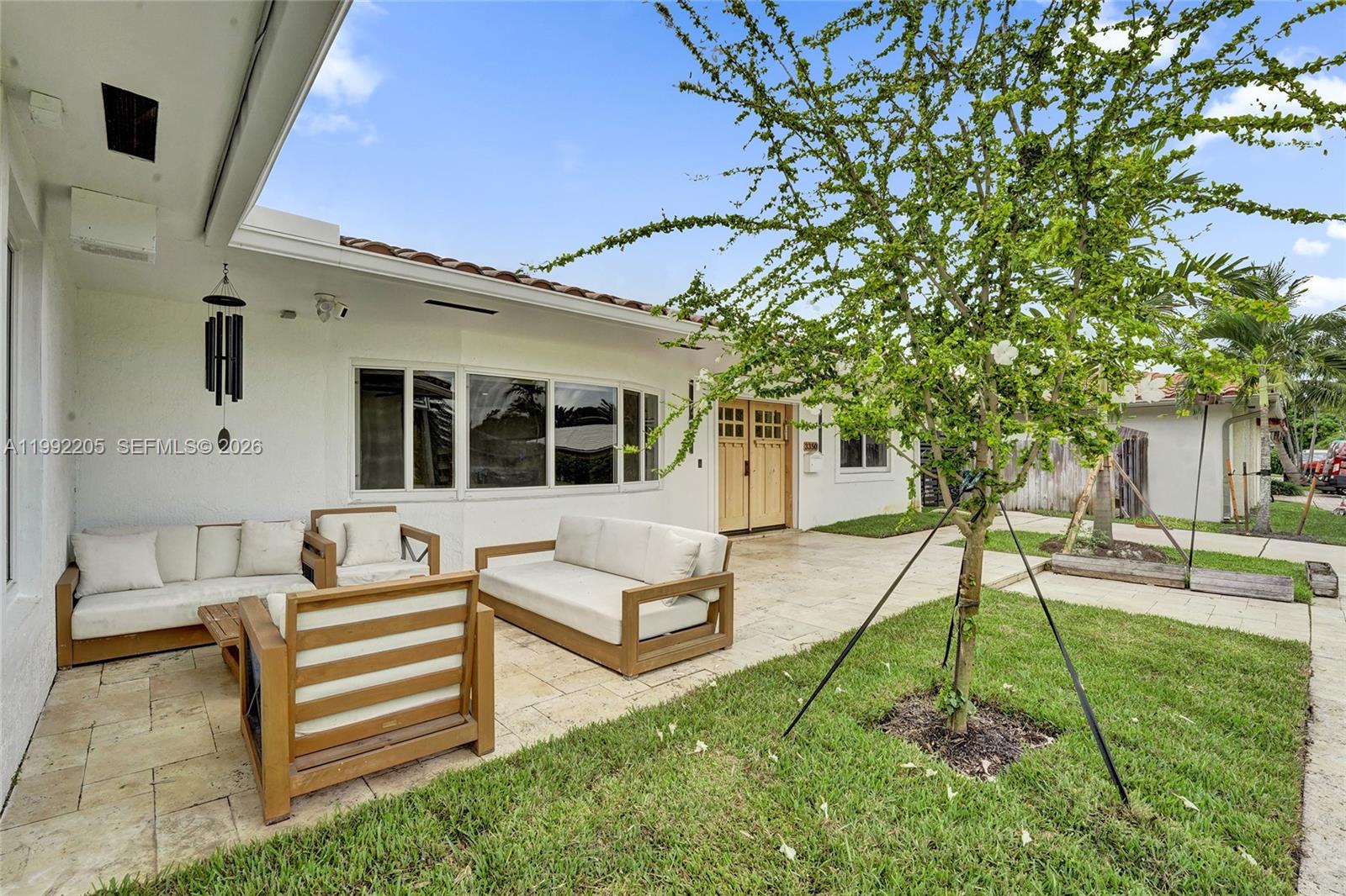 3350 North 40th Street Hollywood, FL 33021 - Photo 3 of 100