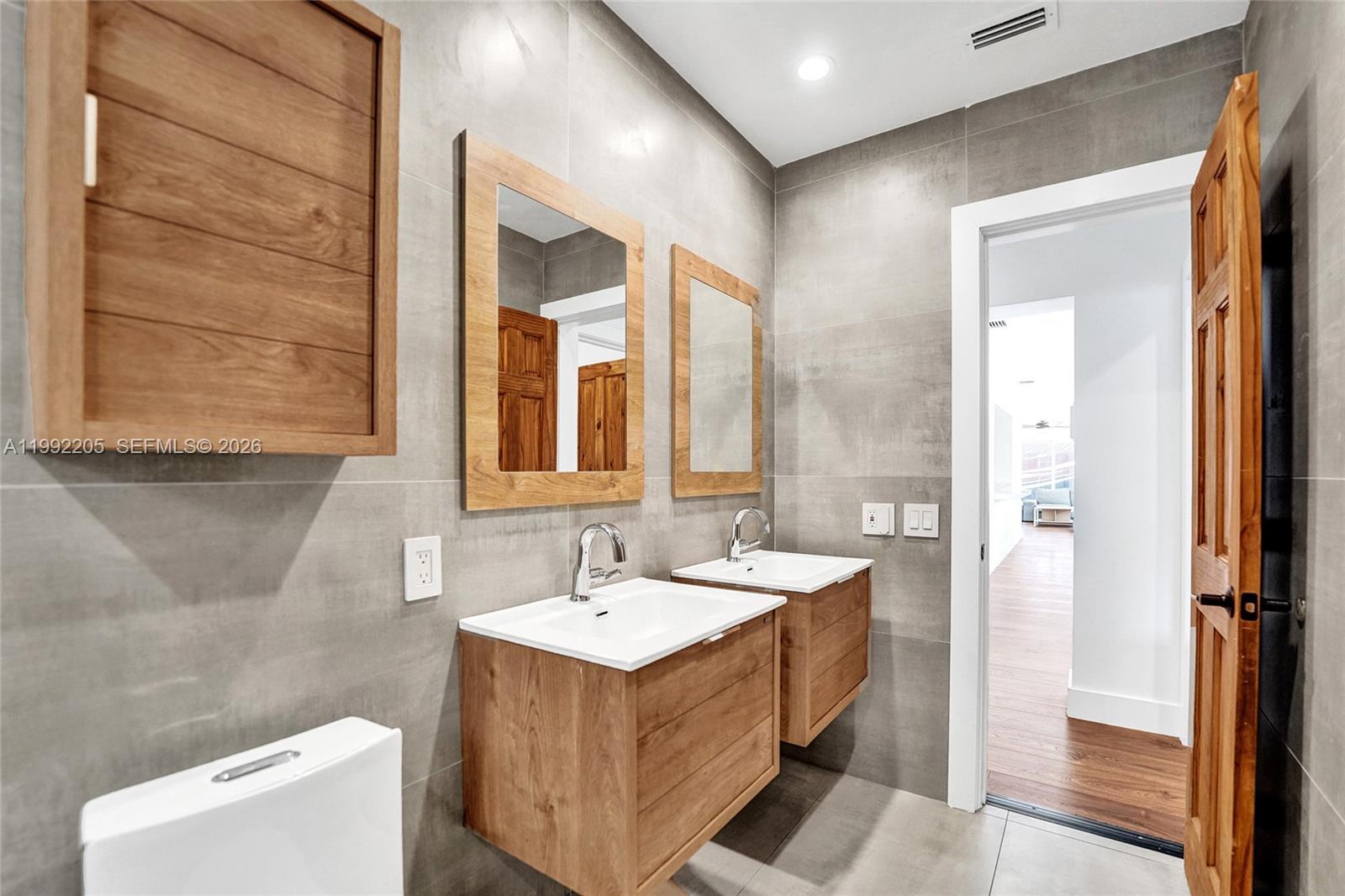 3350 North 40th Street Hollywood, FL 33021 - Photo 44 of 100