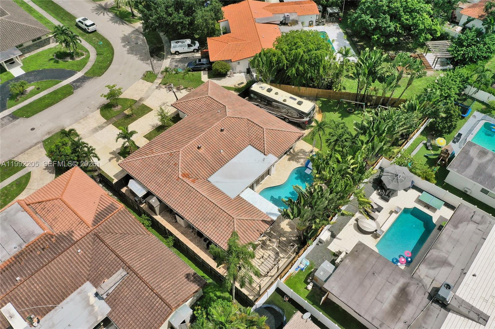 3350 North 40th Street Hollywood, FL 33021 - Photo 10 of 100