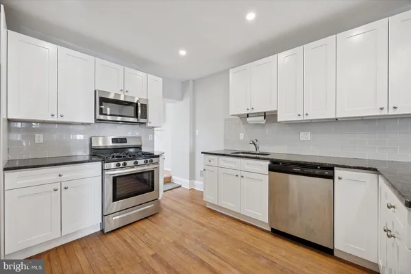 $429,900 | 135 East Street, Philadelphia, PA 19127