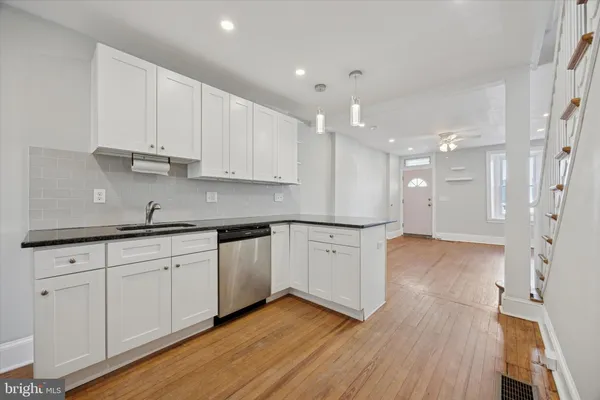 $429,900 | 135 East Street, Philadelphia, PA 19127