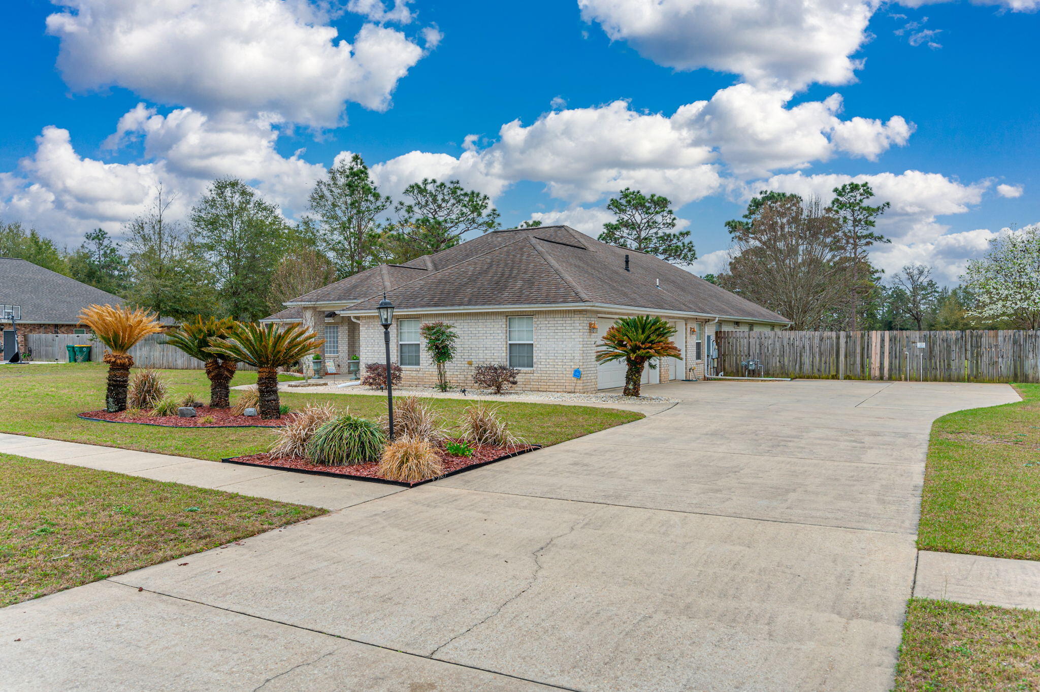 2456 Bell Ridge Drive Crestview, FL 32536 - Photo 5 of 59 3-web-or-mls-2456 Bell Ridge Dr Exterior