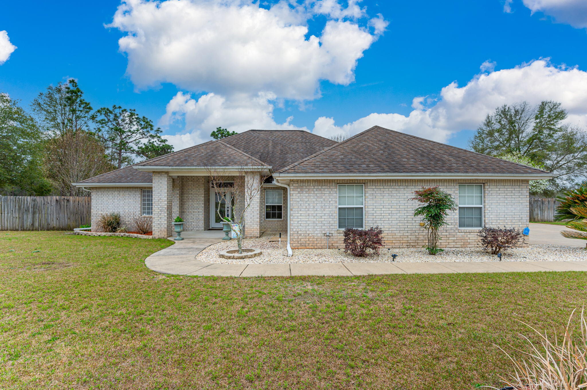 2456 Bell Ridge Drive Crestview, FL 32536 - Photo 6 of 59 4-web-or-mls-2456 Bell Ridge Dr Exterior