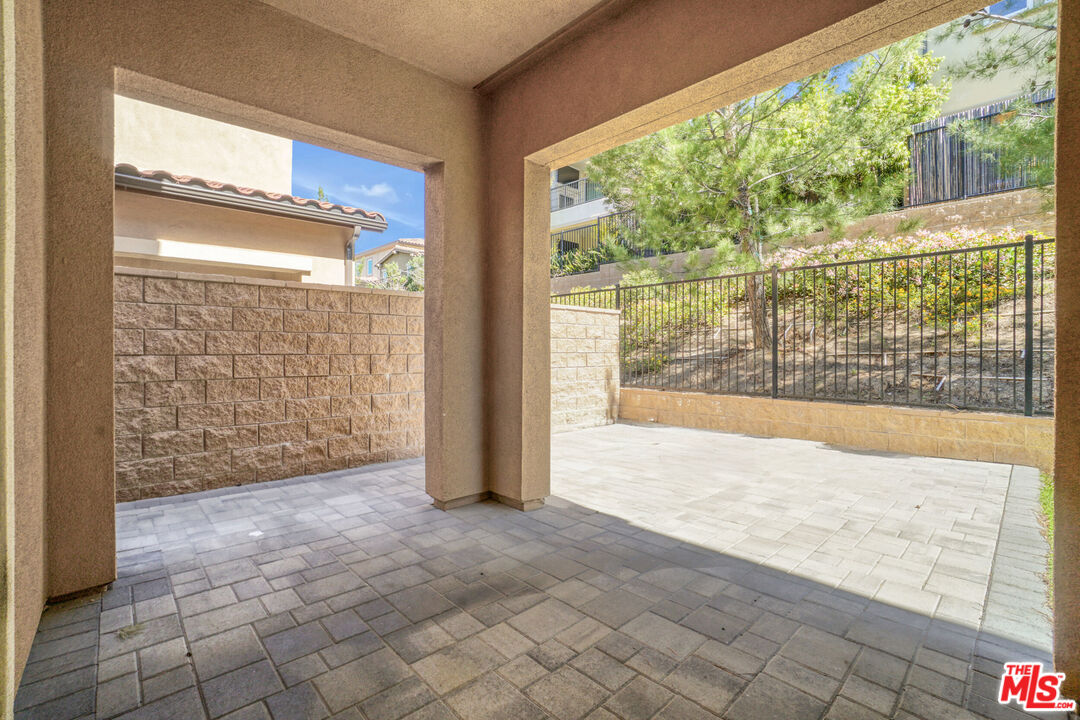 20705 West Chestnut Circle Porter Ranch, CA 91326 - Photo 28 of 35 a view of an empty room and window
