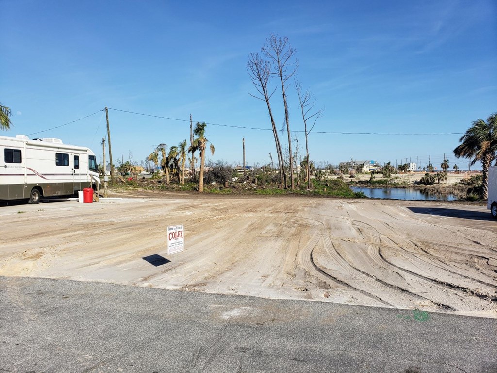 104 19th Street Port St. Joe, FL 32456 - Photo 2 of 17