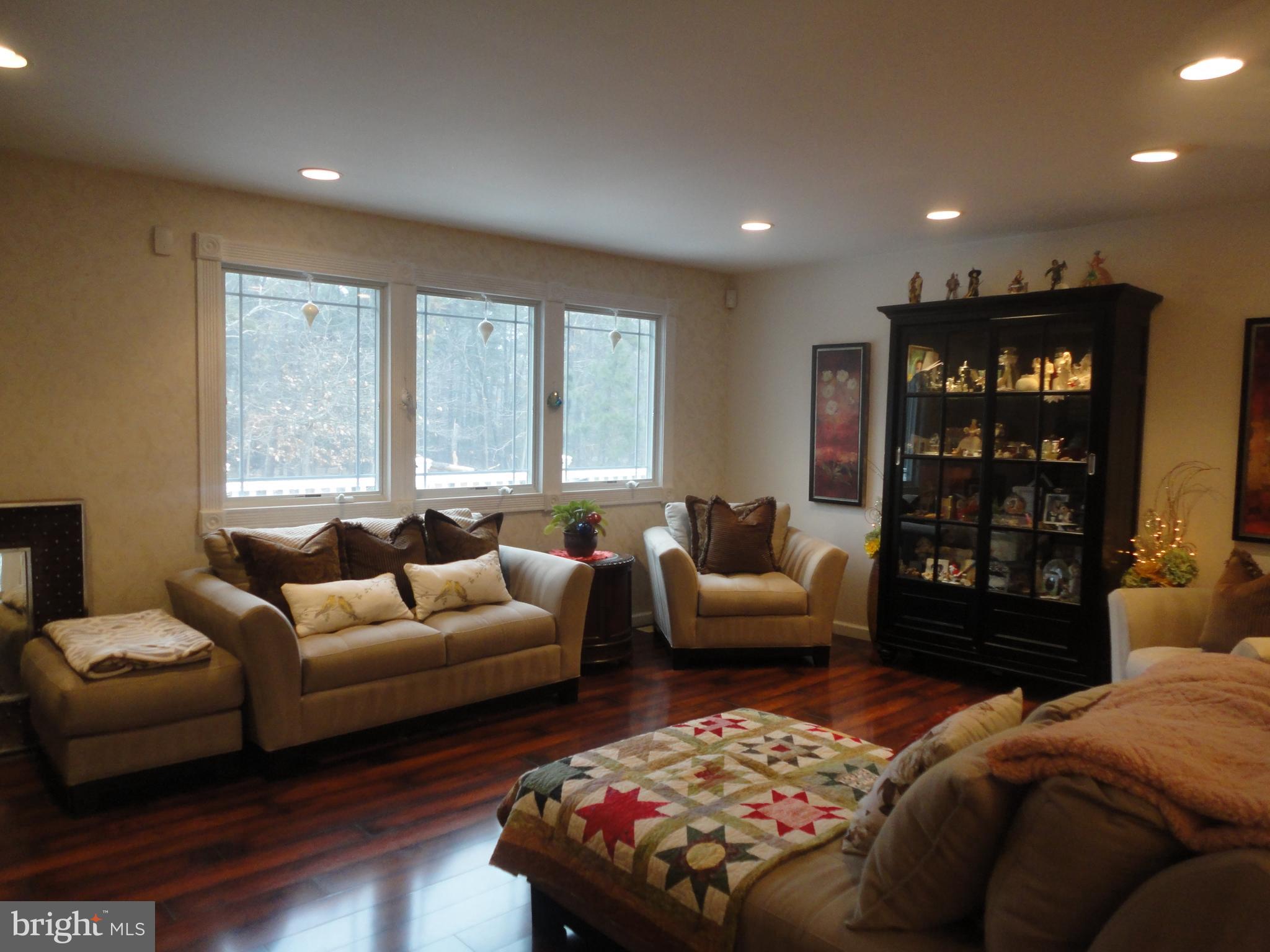 856 Anthony Road Atco, NJ 08004 - Photo 7 of 45 Gallery Image 7