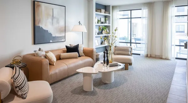 $2,110 | 1505 Oliver Street, Unit 511, Houston, TX 77007