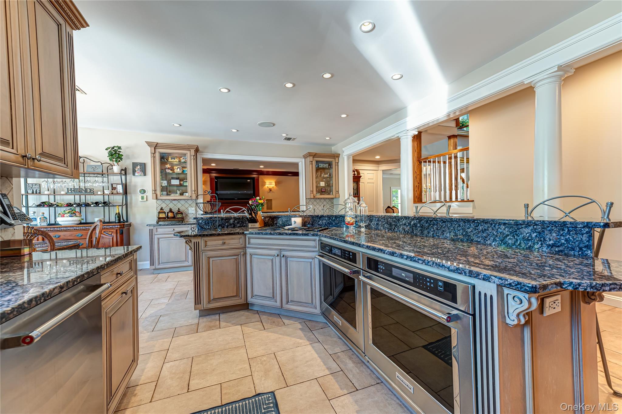 67 Sunny Road St. James, NY 11780 - Photo 18 of 50