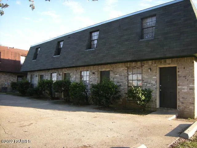$700 | 302 Loire Avenue, Unit C, Lafayette, LA 70507