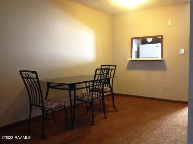 $700 | 302 Loire Avenue, Unit C, Lafayette, LA 70507