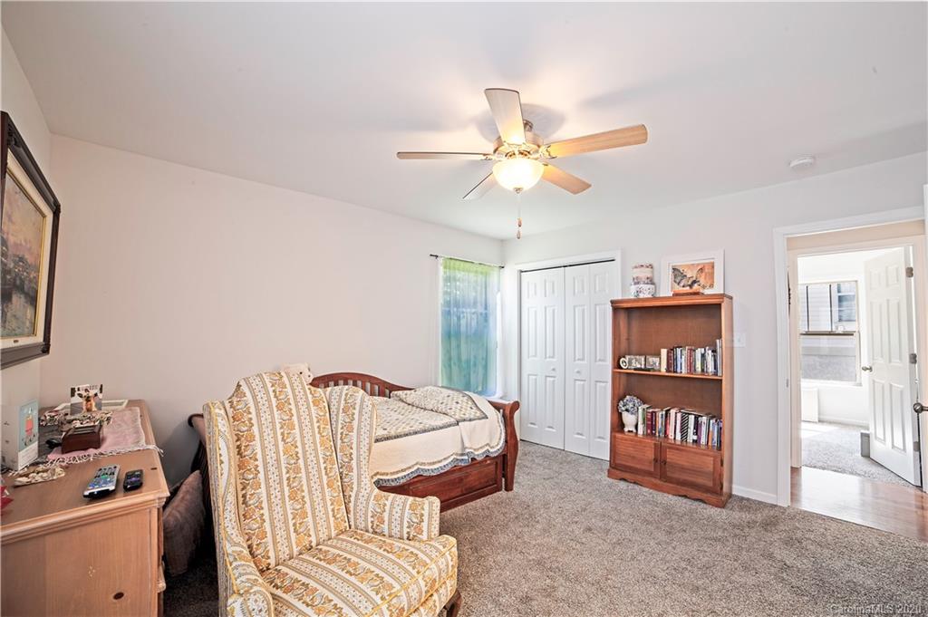 11 Yarrow Meadow Road Weaverville, NC 28787 - Photo 13 of 31 Gallery Image 13