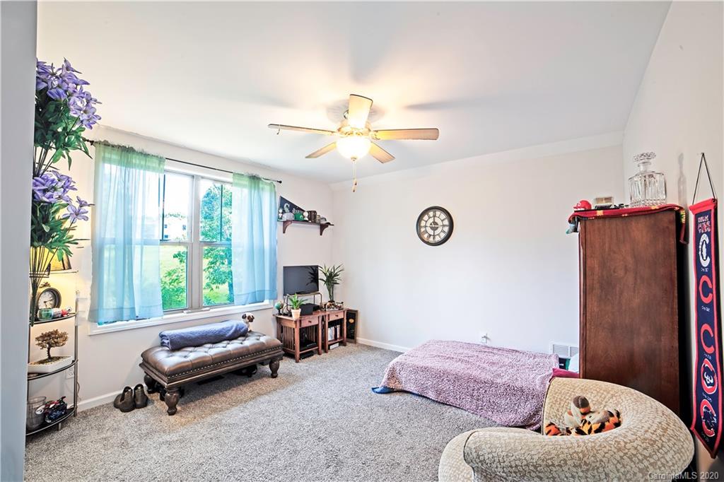 11 Yarrow Meadow Road Weaverville, NC 28787 - Photo 20 of 31 Gallery Image 20