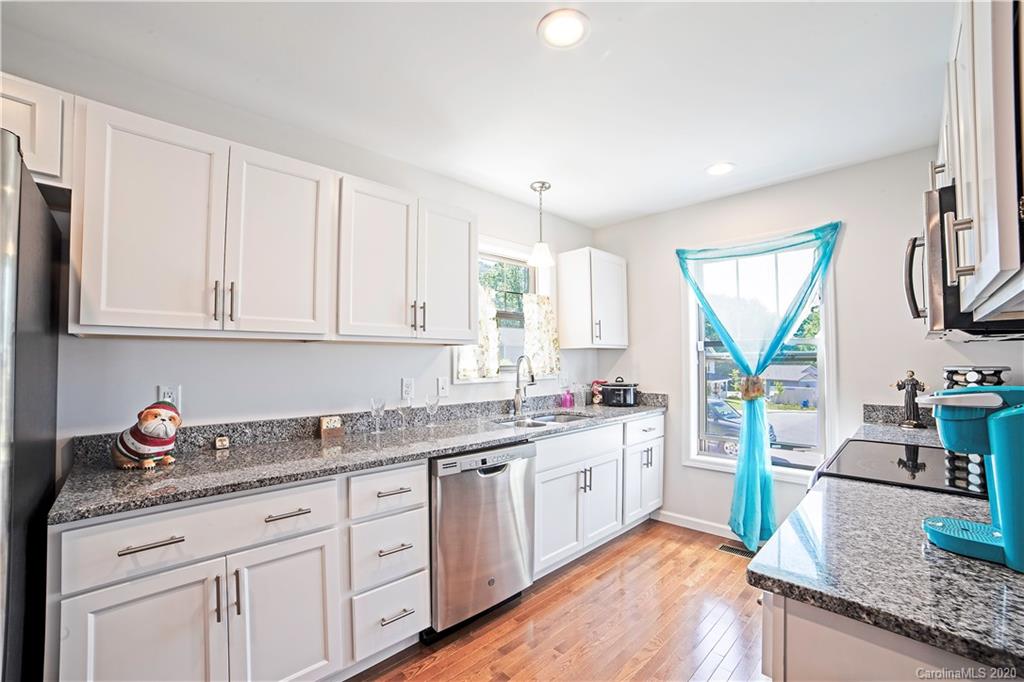 11 Yarrow Meadow Road Weaverville, NC 28787 - Photo 26 of 31 Gallery Image 26