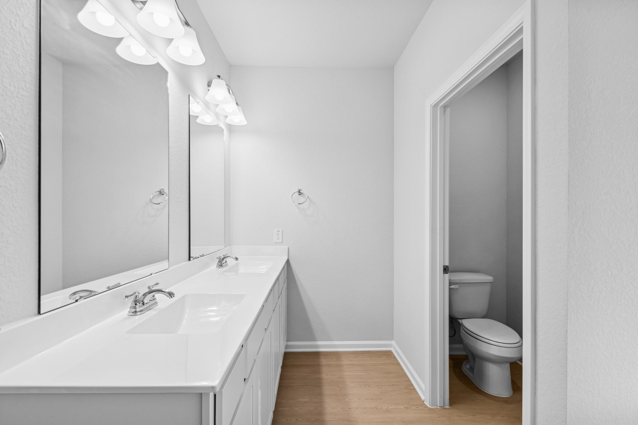 9742 Enclave Ridge Road Willis, TX 77318 - Photo 20 of 24 The Pearson- Primary Bath with Dual Vanities