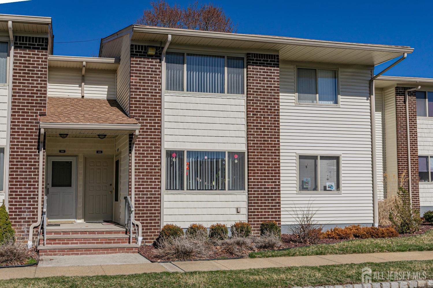 308 Cynthia Court, Unit 2 Princeton, NJ 08540 - Photo 1 of 13