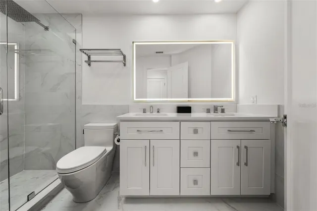 $985,000 | 73 Tidy Island Boulevard, Unit 73, Bradenton, FL 34210