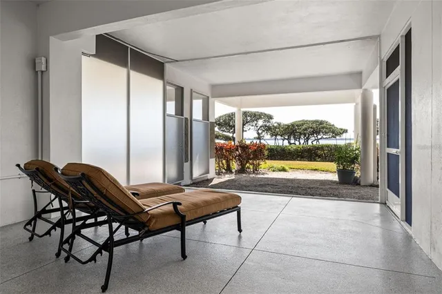 $985,000 | 73 Tidy Island Boulevard, Unit 73, Bradenton, FL 34210