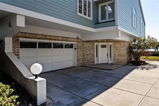 $985,000 | 73 Tidy Island Boulevard, Unit 73, Bradenton, FL 34210