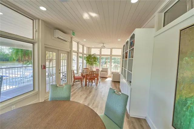 $985,000 | 73 Tidy Island Boulevard, Unit 73, Bradenton, FL 34210